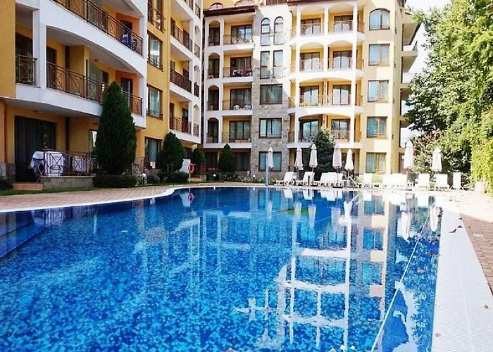 Complex Golden Dreams סאני ביץ'