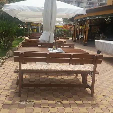 Lägenhetshotell Complex Golden Dreams